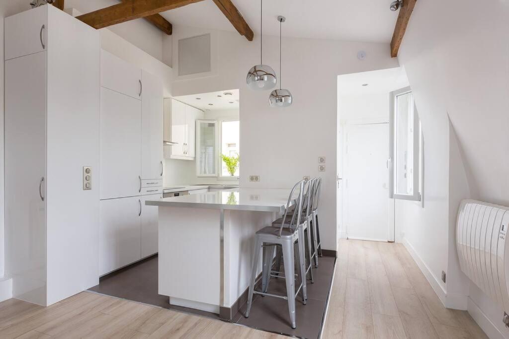 Appartamento Loft Refait A Neuf En Dernier Etage 2 *